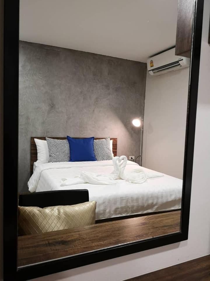 Aparthotel Tata House Bangkok Esterno foto