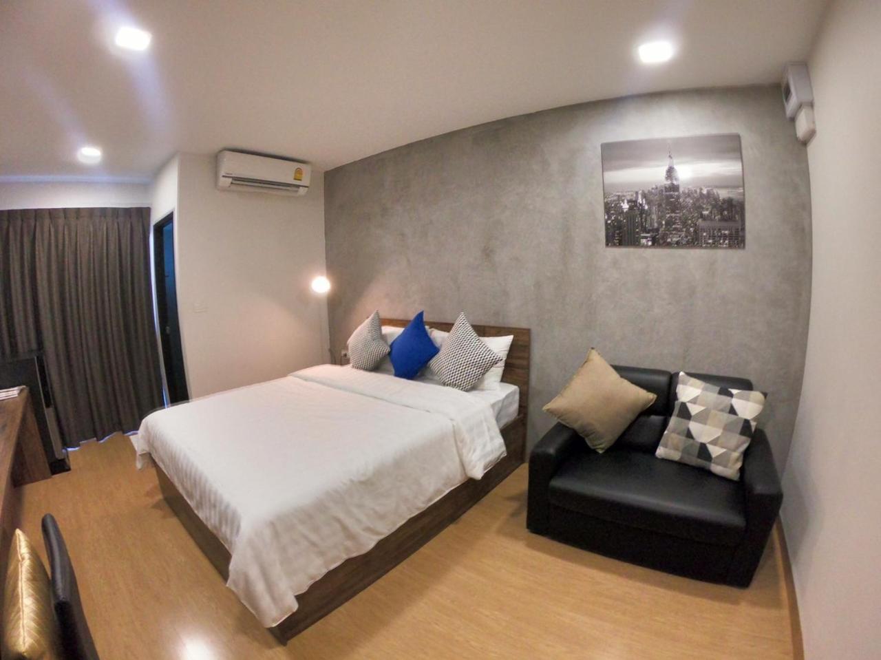 Aparthotel Tata House Bangkok Esterno foto