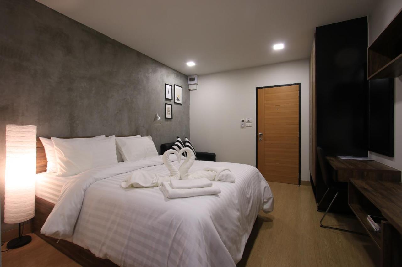 Aparthotel Tata House Bangkok Esterno foto